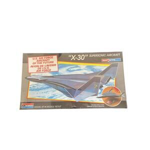 1989 Monogram X-30 Supersonic Aircraft 1144 US Airforce Model Kit Sealed